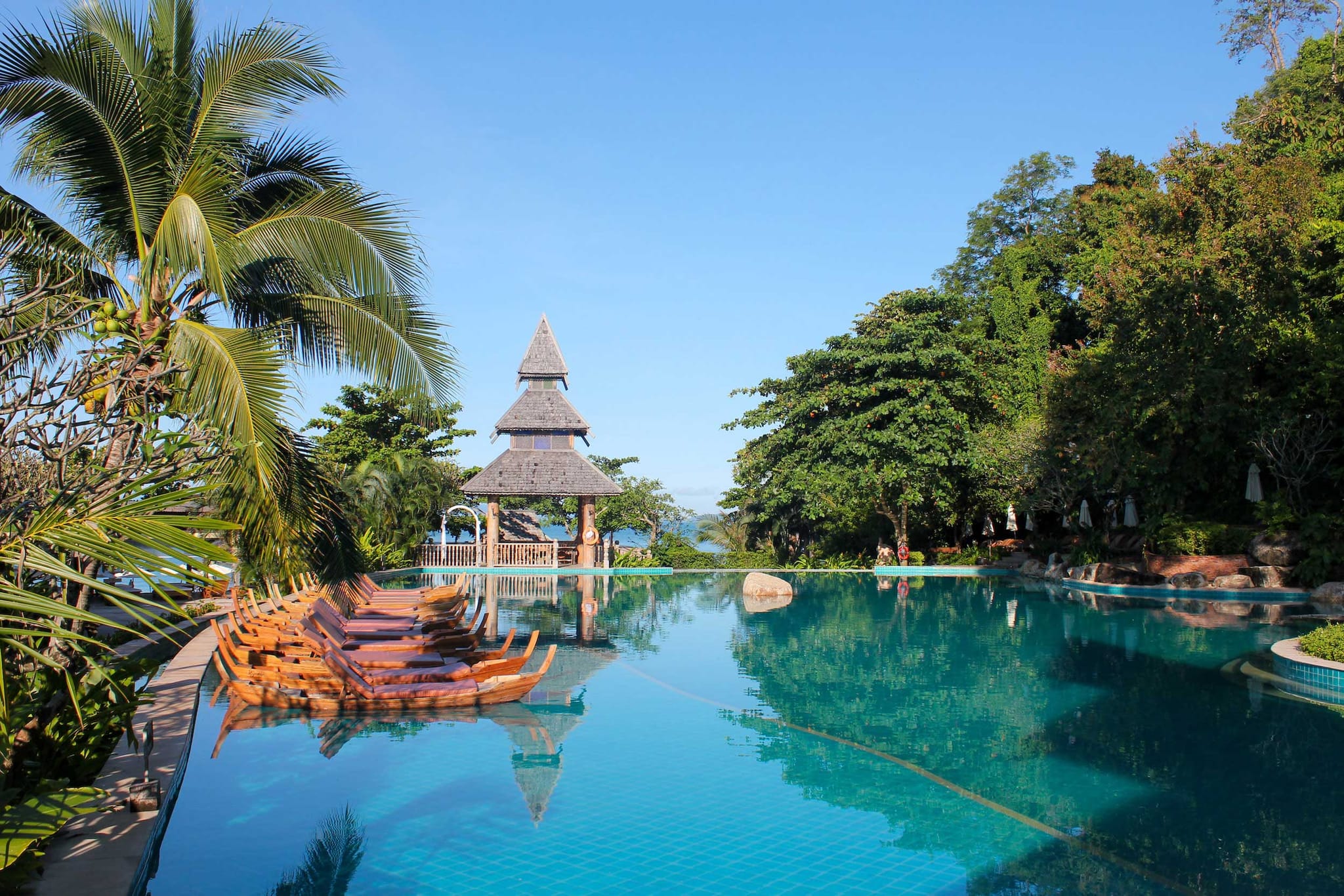 Best 5 Star Hotels in Phuket with Private Beaches and Luxury Villas